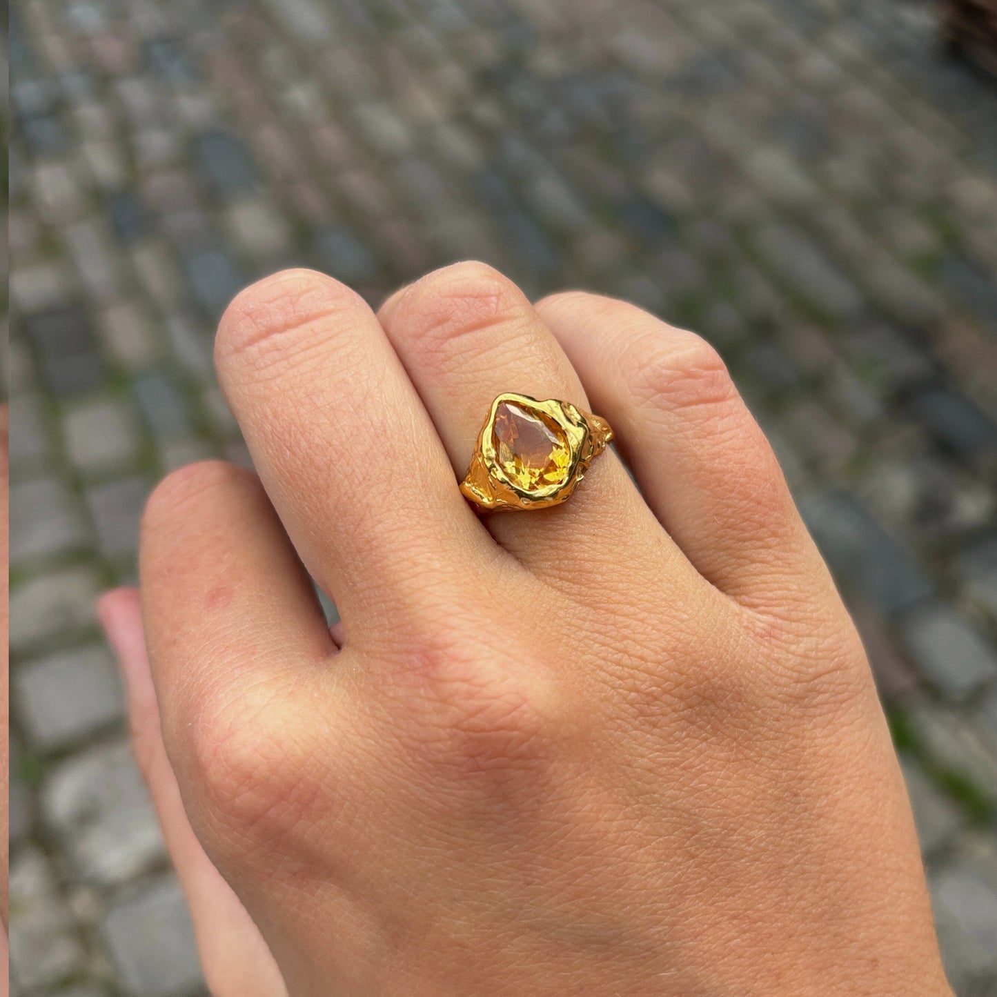 Citrine Molten Pear