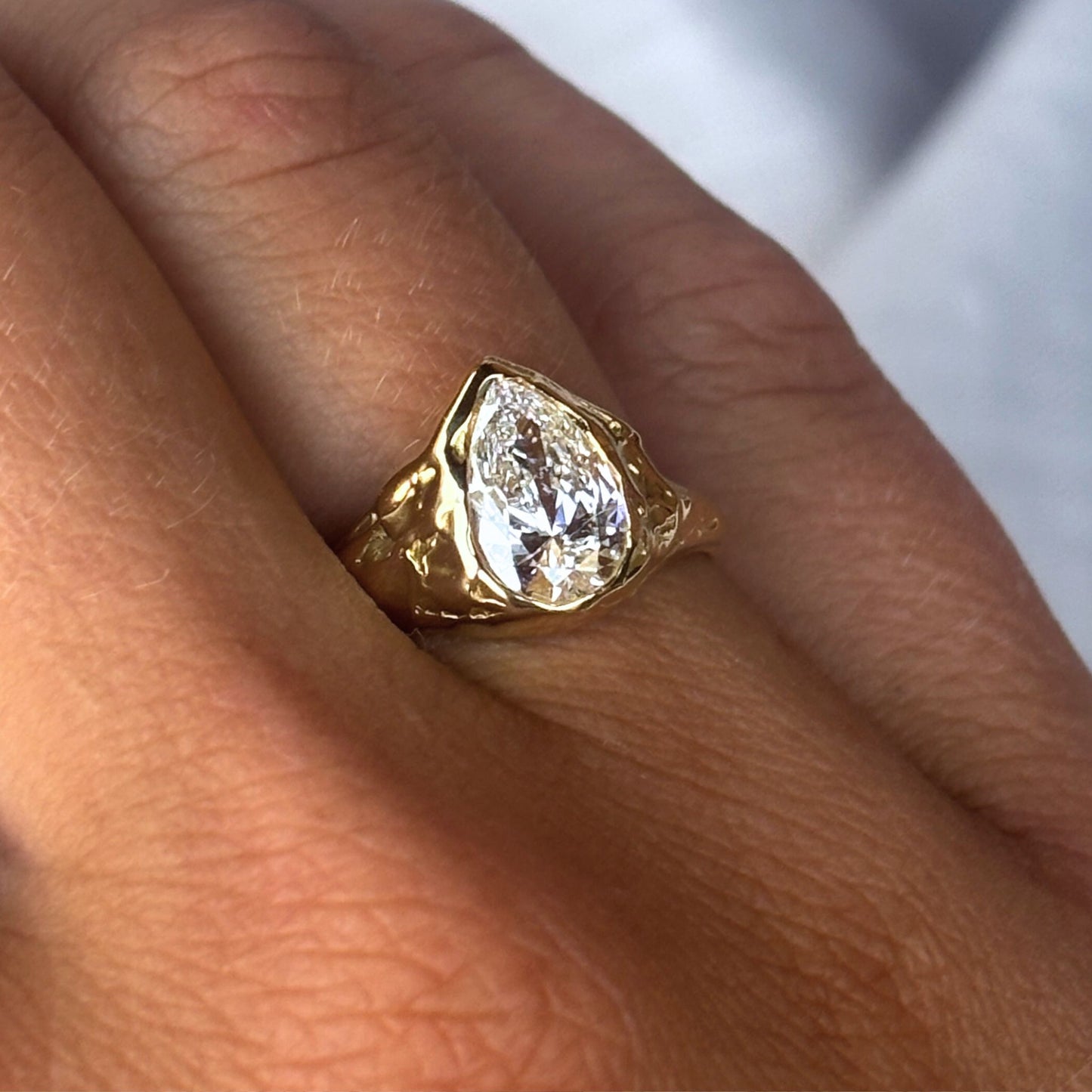 Engagement Classic Pear