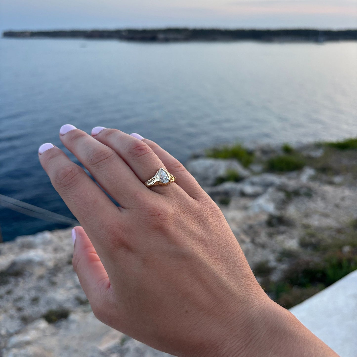 Engagement Dainty Pear