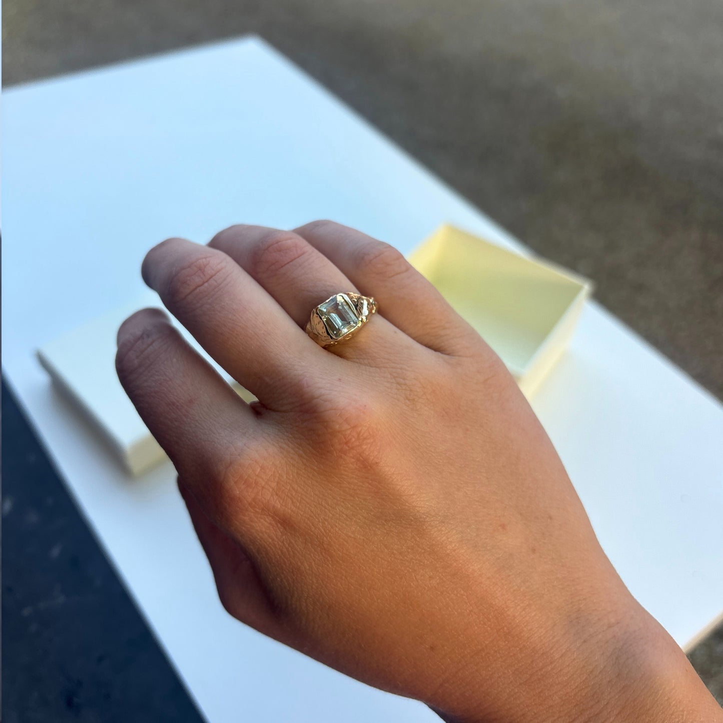 9ct Emerald Molten