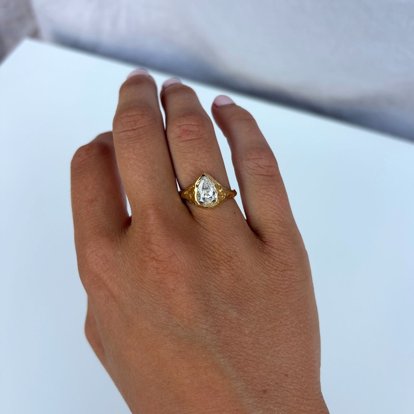Engagement Classic Pear