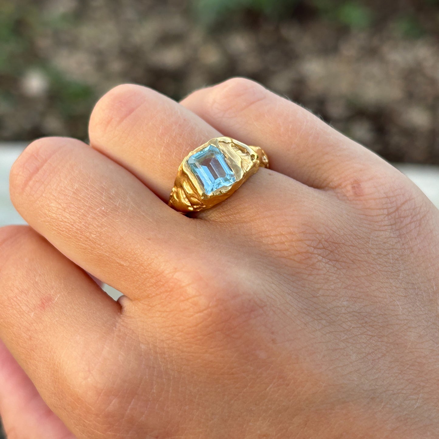 Topaz Emerald Molten